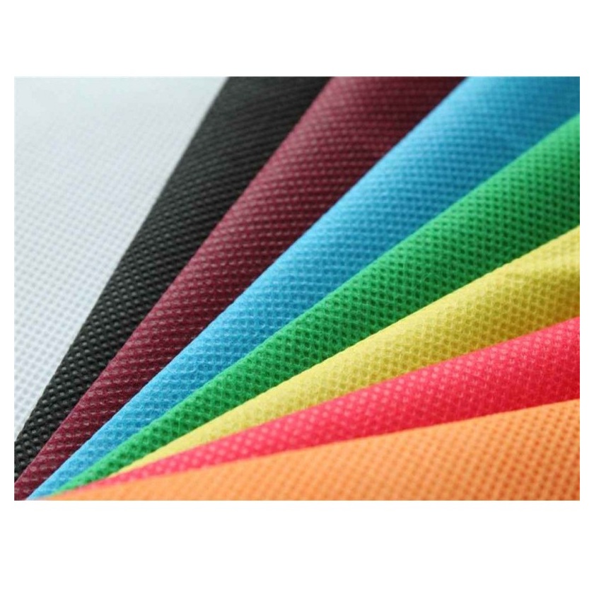 MANTEL 100X100 TNT COLOR (caja 150 uds)
